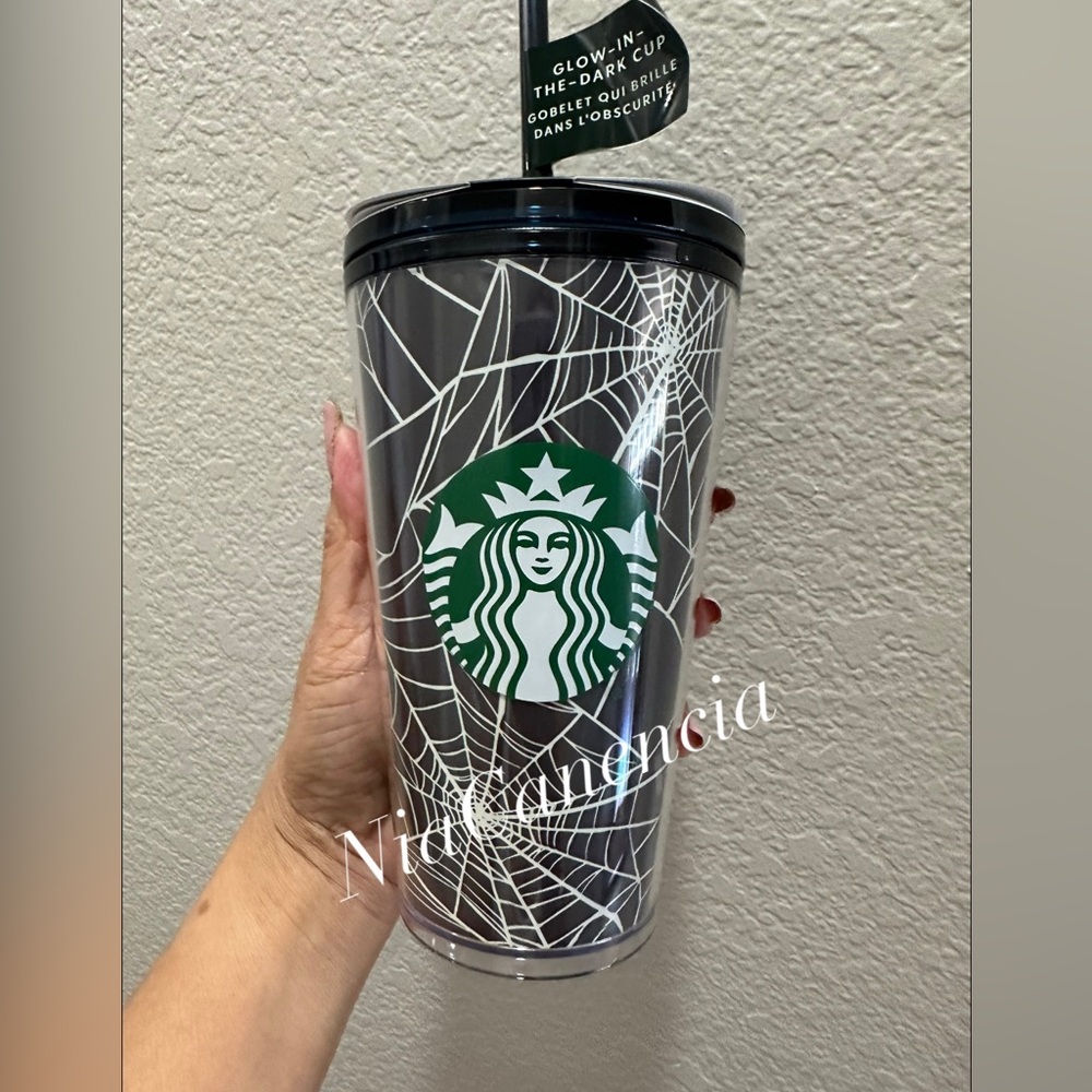 Starbucks Web Glow Grande 16oz Glow in the dark - Picture 1 of 2